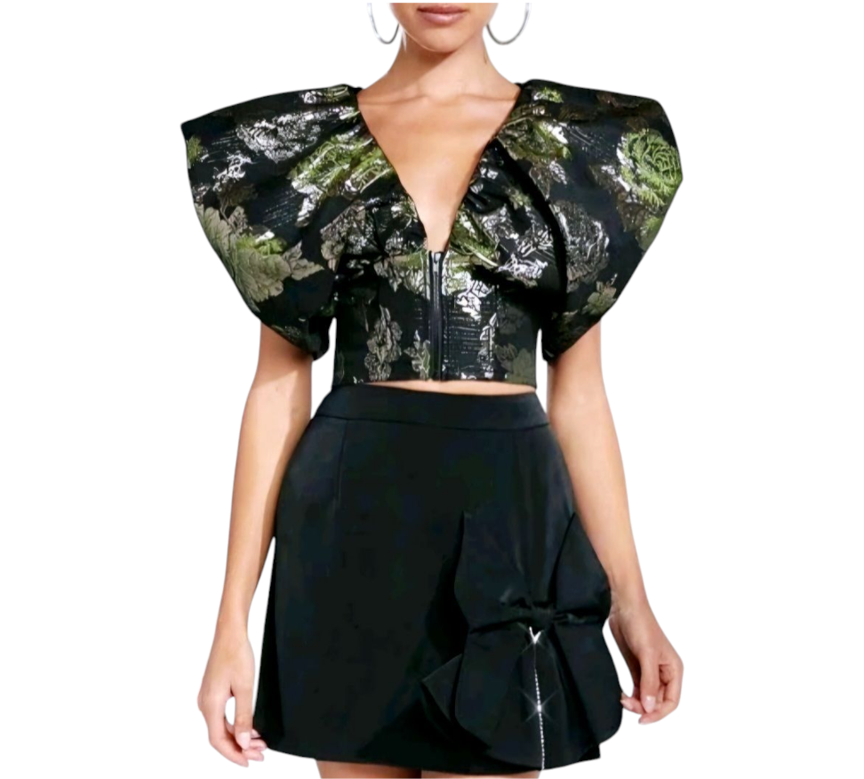 Elegant Batwing Sleeve Crop-Top