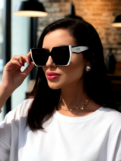 Chic Flat Top Bold Cat-Eyed Sunglasses