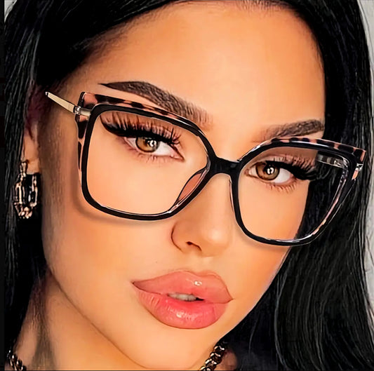 Chic Oversized Cat-Eye Glasses